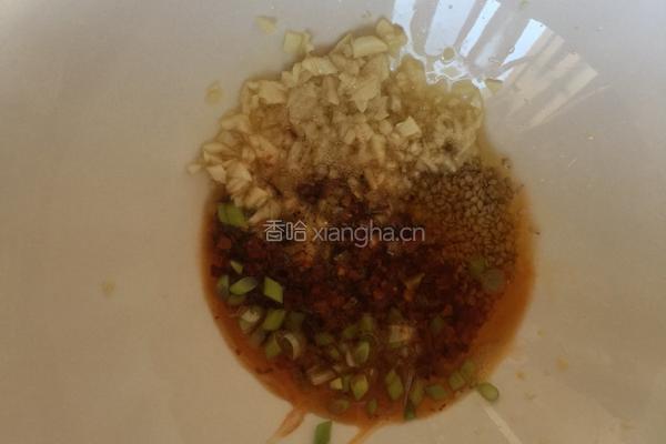 酸汤方便面的做法图解2