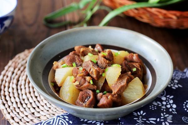 牛肉炖白萝卜的做法图解11