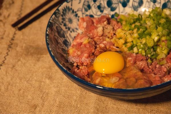 鸡汤馄饨，汤底香醇的做法图解2