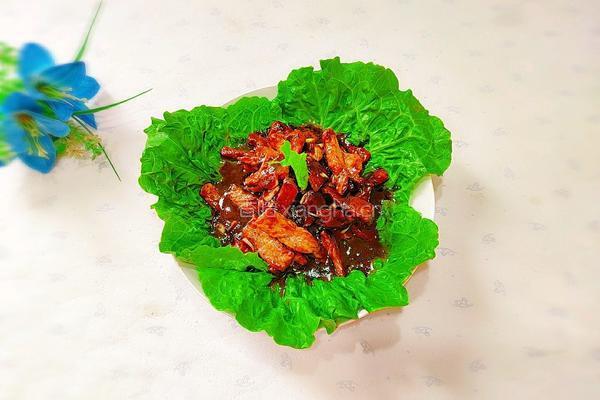 酱爆牛肉的做法图解1