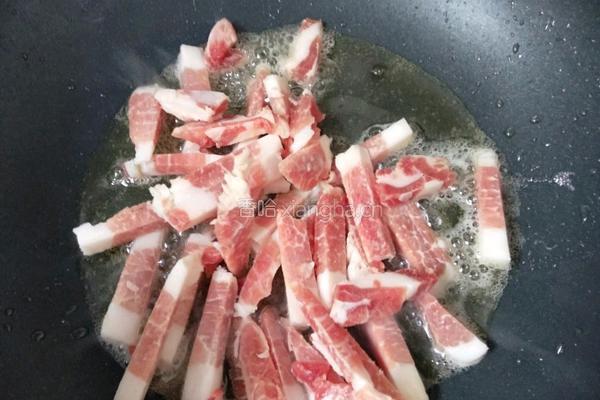 猪肉炒菜花的做法图解4