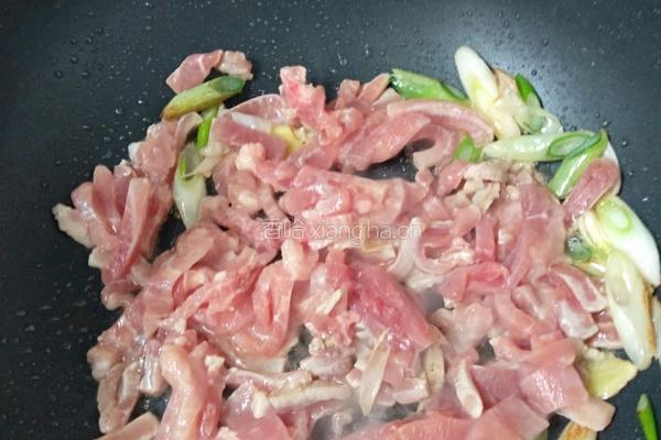 辣椒炒肉丝的做法图解5