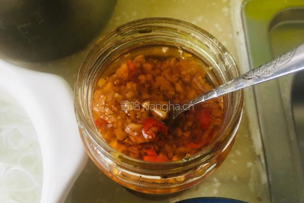 蒜蓉粉丝蒸扇贝的做法图解1
