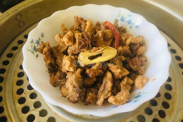 碗蒸小酥肉的做法图解2