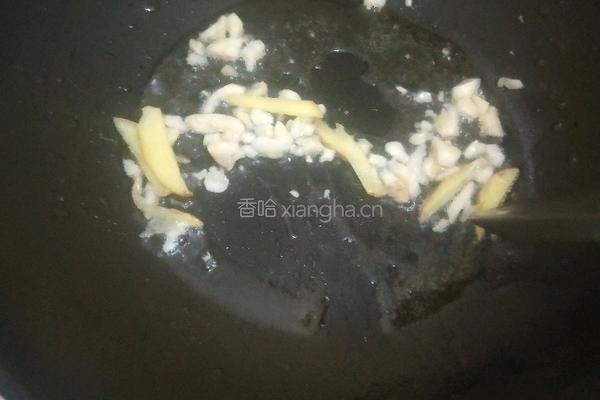辣椒炒腊鸭腿的做法图解3