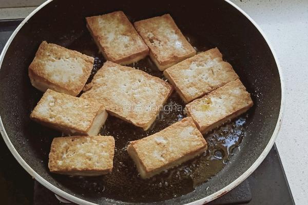 麻连鱼头火锅的做法图解3