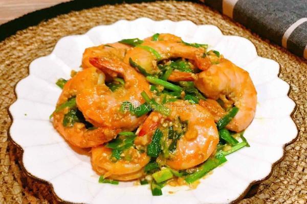 咸鸭蛋黄炒青虾的做法图解7