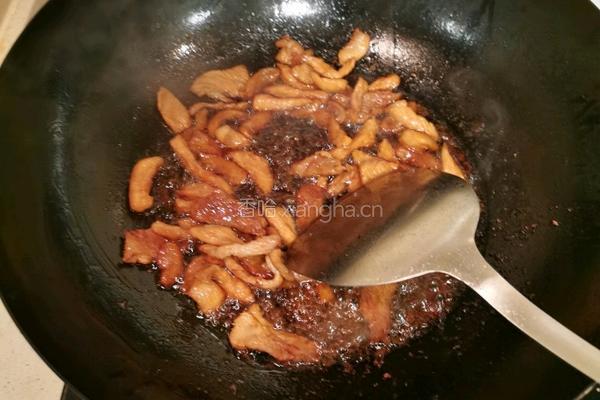 白菜炖肉的做法图解1