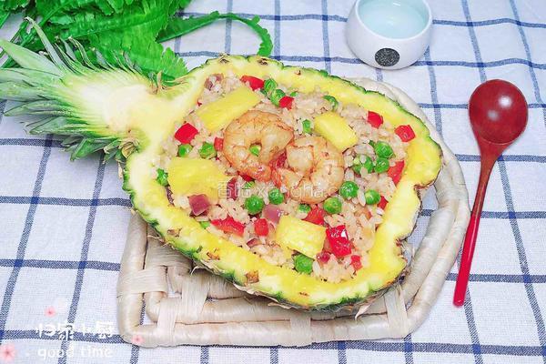 菠萝虾仁炒饭的做法图解15