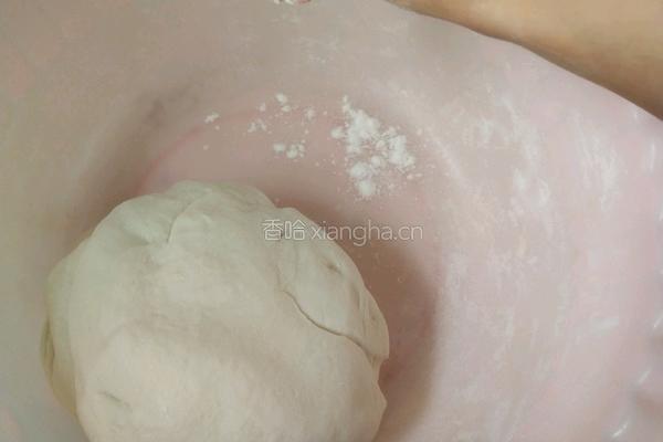 白菜猪肉包子的做法图解3