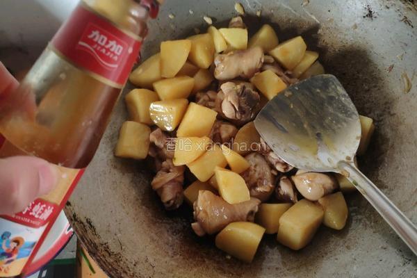 土豆炖鸡腿的做法图解7