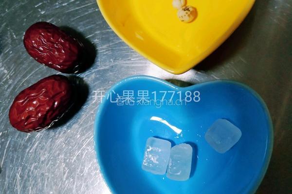 川贝母蒸梨的做法图解4
