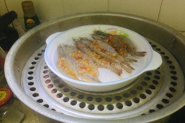 蒜蓉粉丝开背虾的做法图解6