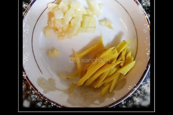 芹菜马蹄炒鸡肾的做法图解5