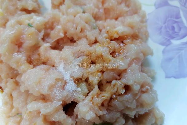 糖醋肉丸的做法图解1