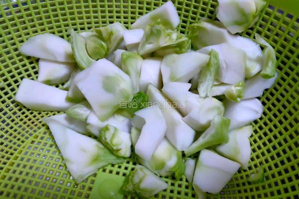 花生炒多头菜的做法图解3