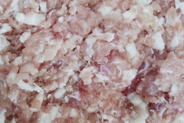 猪肉红薯粉丝水煎饺的做法图解4
