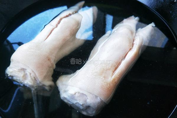 猪蹄冻的做法图解1