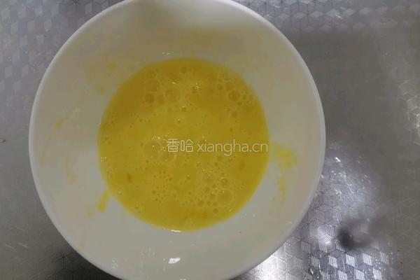 蛋炒米饭的做法图解1