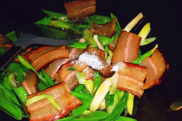 腊肉炒青蒜的做法图解6