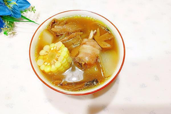 大脚菌玉米鸡汤的做法图解19