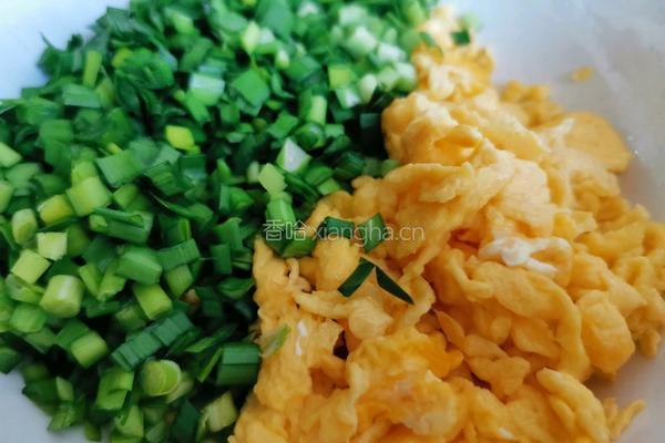 韭菜鸡蛋馅饼的做法图解7
