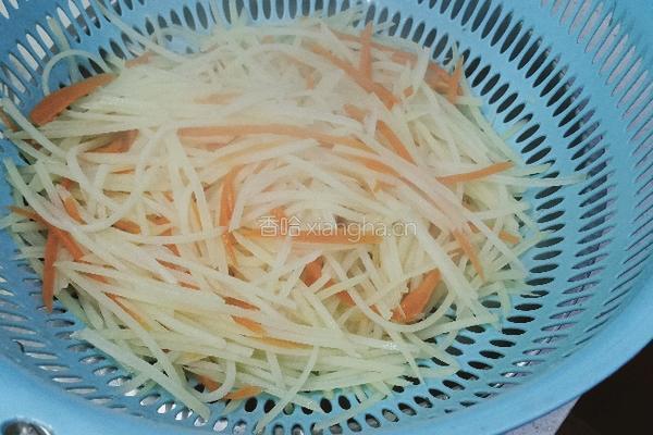 凉拌土豆丝的做法图解9