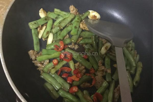 干煸四季豆的做法图解6