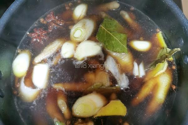 家常烧鸡脚的做法图解4