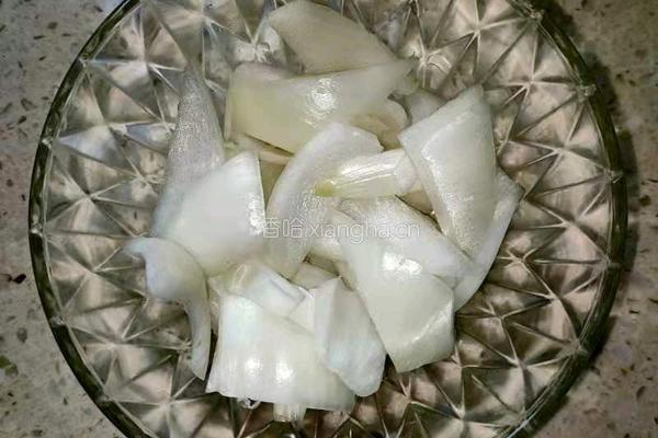 凉拌西蓝花的做法图解2