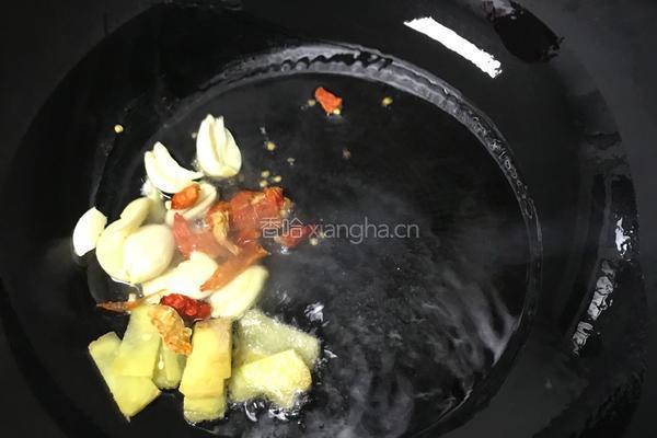 土豆烧鸡块的做法图解5