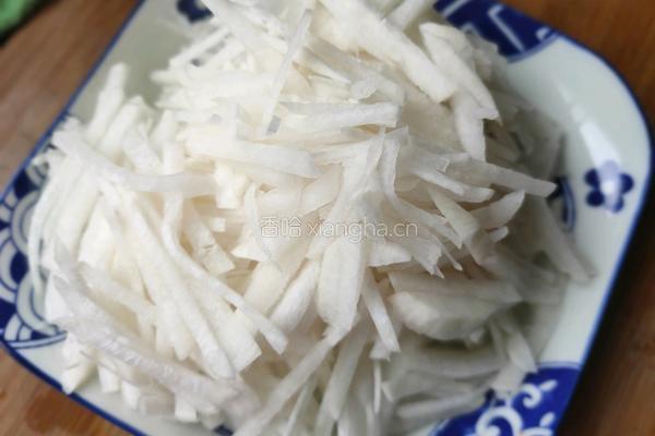 红烧萝卜丝的做法图解3