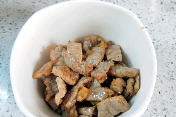 尖椒牛肉的做法图解2