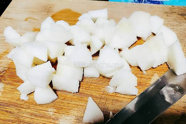 火龙果甜汤的做法图解3