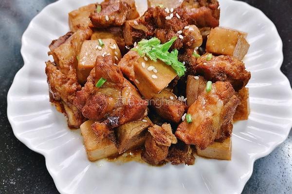 芋头炖排骨的做法图解11