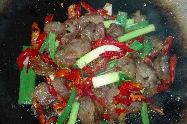 农家爆炒香肠的做法图解15