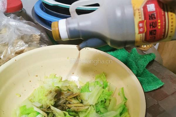酸渍白菜（山西晋中）的做法图解3