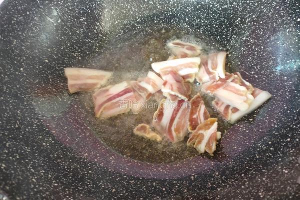 咸肉炒头薹的做法图解5