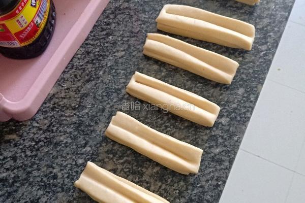 自制健康油条的做法图解3