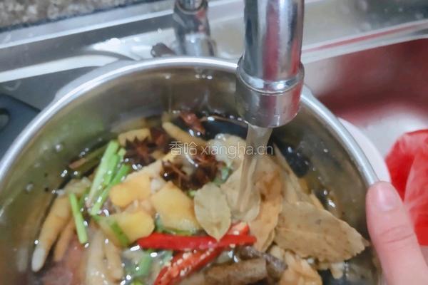 卤鸡爪的做法图解7