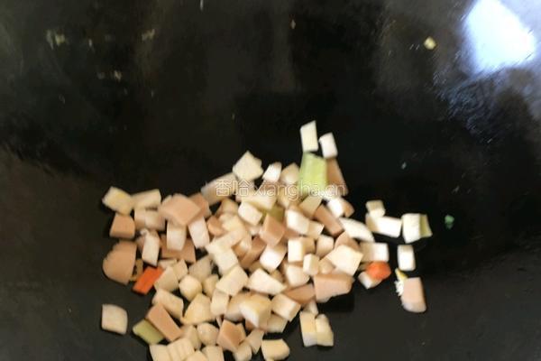 蛋炒饭的做法图解3