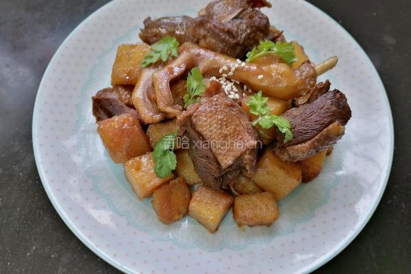 土豆炖鸭肉的做法图解9