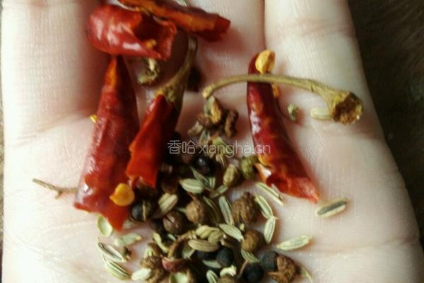 爆炒鱿鱼卷的做法图解5
