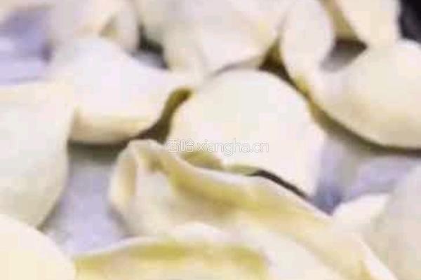 韭菜鸡蛋馅饺子的做法图解10