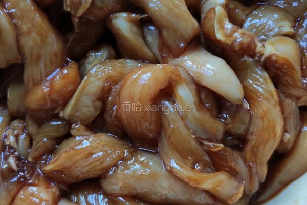 孜然香辣鸡脯肉的做法图解2