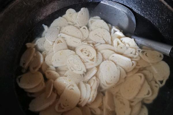 肉丝炒鱼面的做法图解5