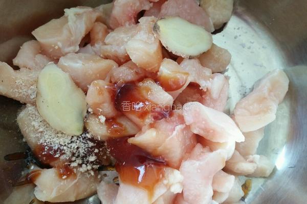 鸡胸肉午餐肉的做法图解1