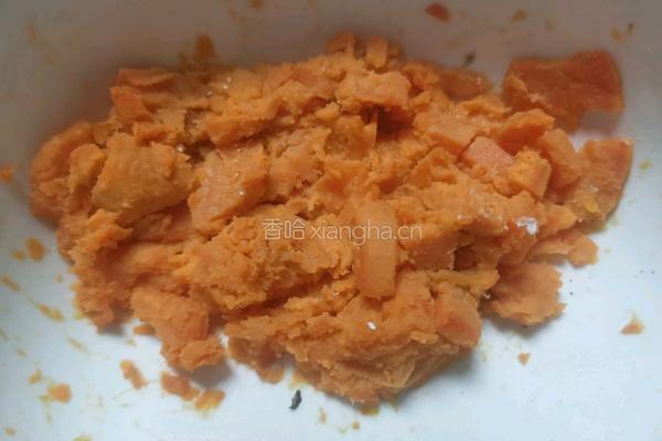 电饭煲烤地瓜葡萄干面包（最全）的做法图解1