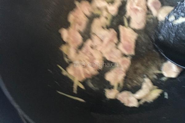 西葫芦黑木耳炒肉片的做法图解6