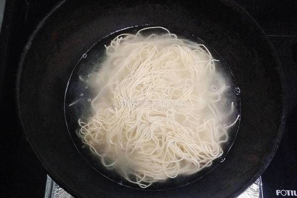 葱油拌面的做法图解3